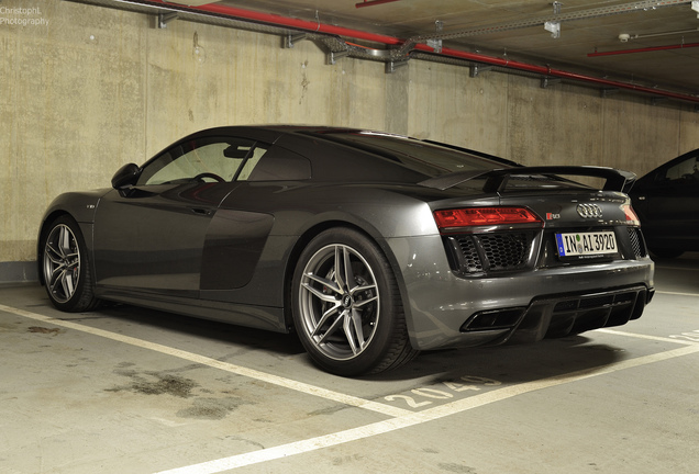 Audi R8 V10 Plus 2015