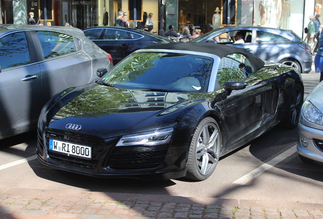 Audi R8 V10 Spyder 2013