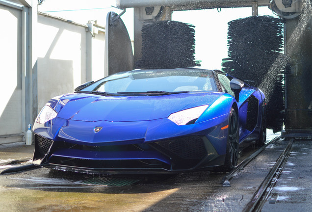 Lamborghini Aventador LP750-4 SuperVeloce Roadster