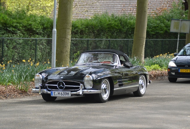 Mercedes-Benz 300SL Roadster