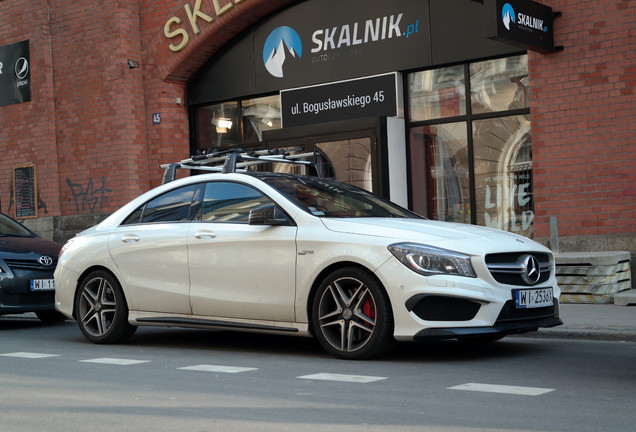 Mercedes-Benz CLA 45 AMG C117