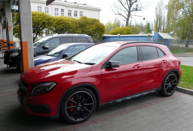 Mercedes-Benz GLA 45 AMG X156