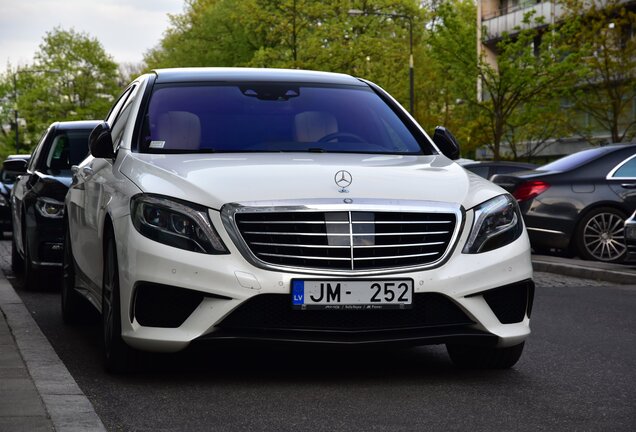 Mercedes-Benz S 63 AMG V222