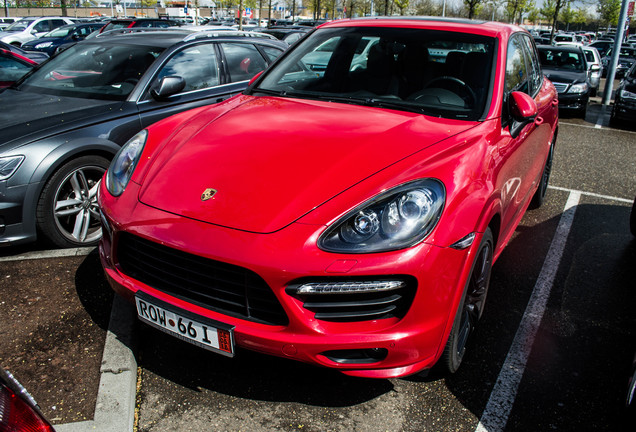 Porsche 958 Cayenne GTS