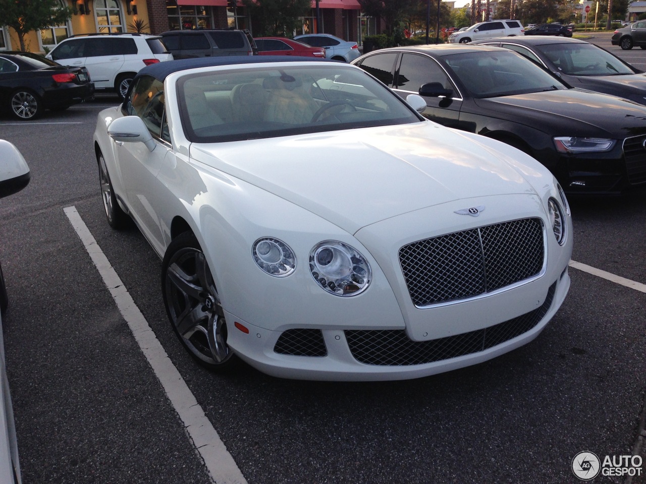 Bentley Continental GTC 2012