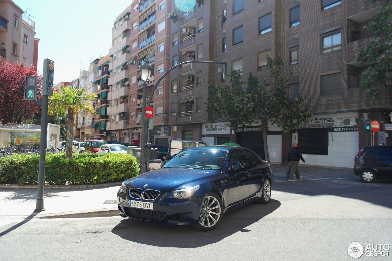 BMW M5 E60 2005