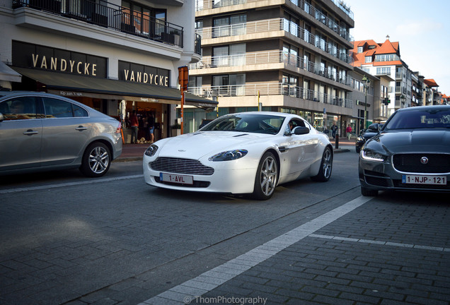 Aston Martin V8 Vantage