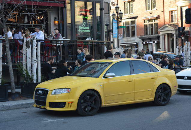 Audi RS4 Sedan