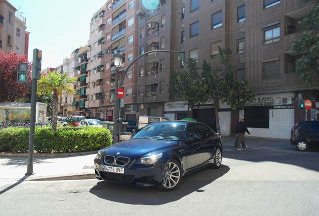 BMW M5 E60 2005