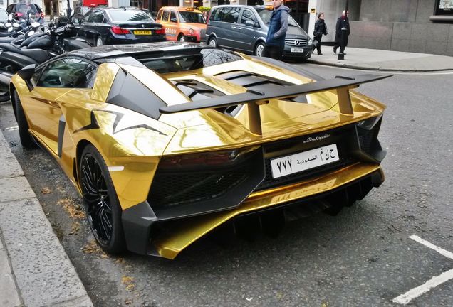 Lamborghini Aventador LP750-4 SuperVeloce Roadster