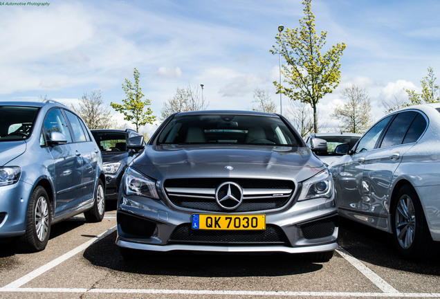 Mercedes-Benz CLA 45 AMG C117