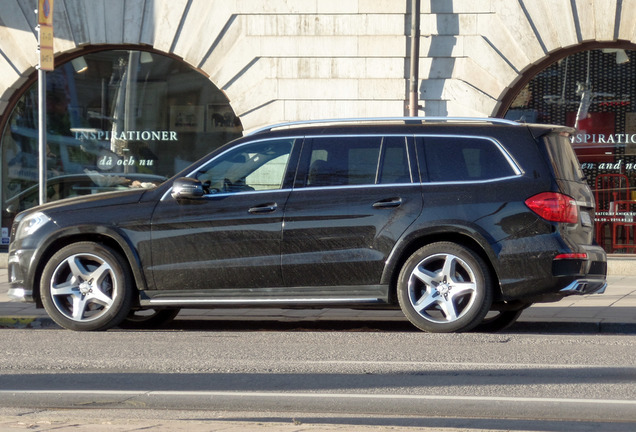 Mercedes-Benz GL 63 AMG X166