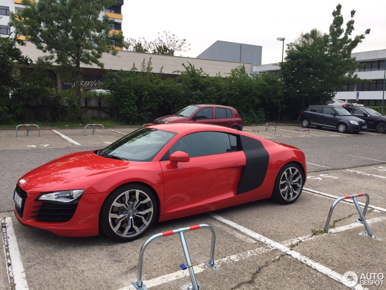 Audi R8