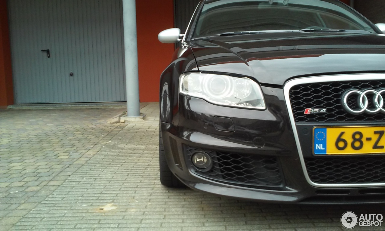 Audi RS4 Avant B7