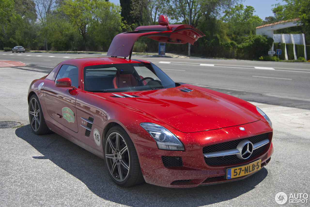 Mercedes-Benz SLS AMG