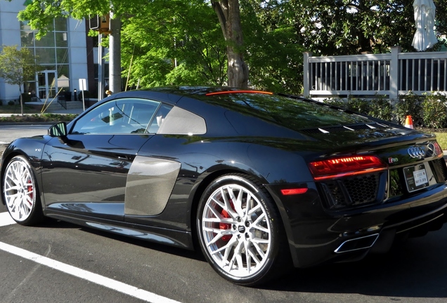 Audi R8 V10 2015