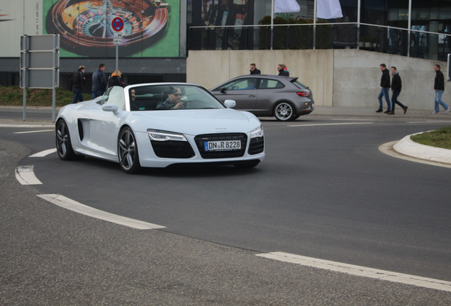 Audi R8 V10 Spyder 2013