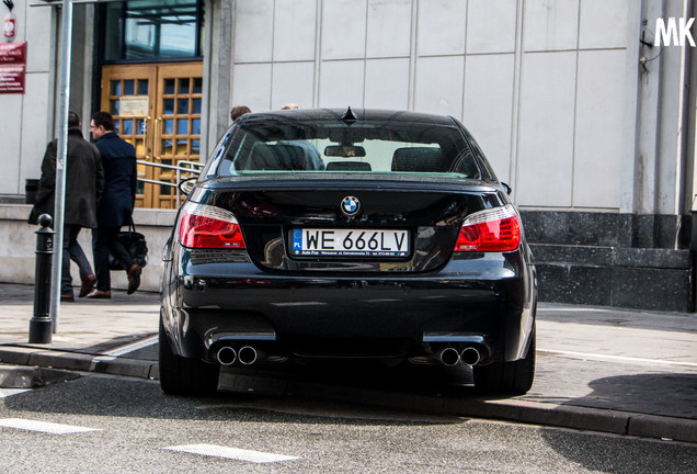 BMW M5 E60 2007