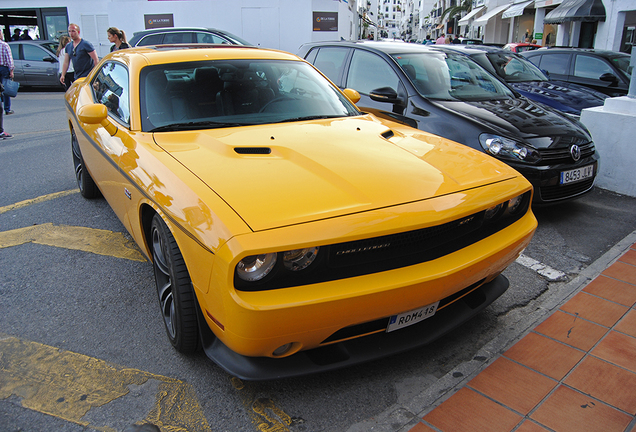 Dodge Challenger SRT-8 392 Yellow Jacket