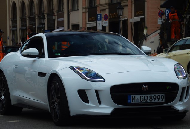 Jaguar F-TYPE R AWD Coupé