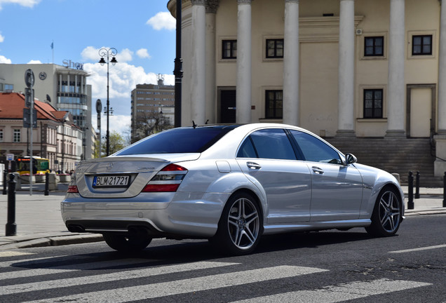 Mercedes-Benz S 63 AMG W221