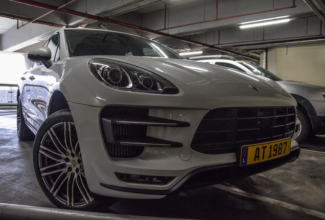 Porsche 95B Macan Turbo