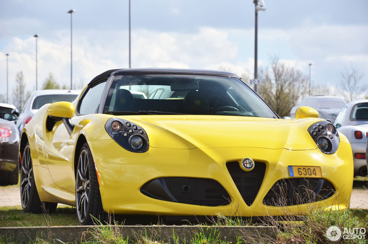 Alfa Romeo 4C Spider