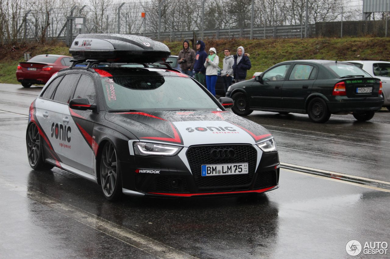 Audi RS4 Avant B8