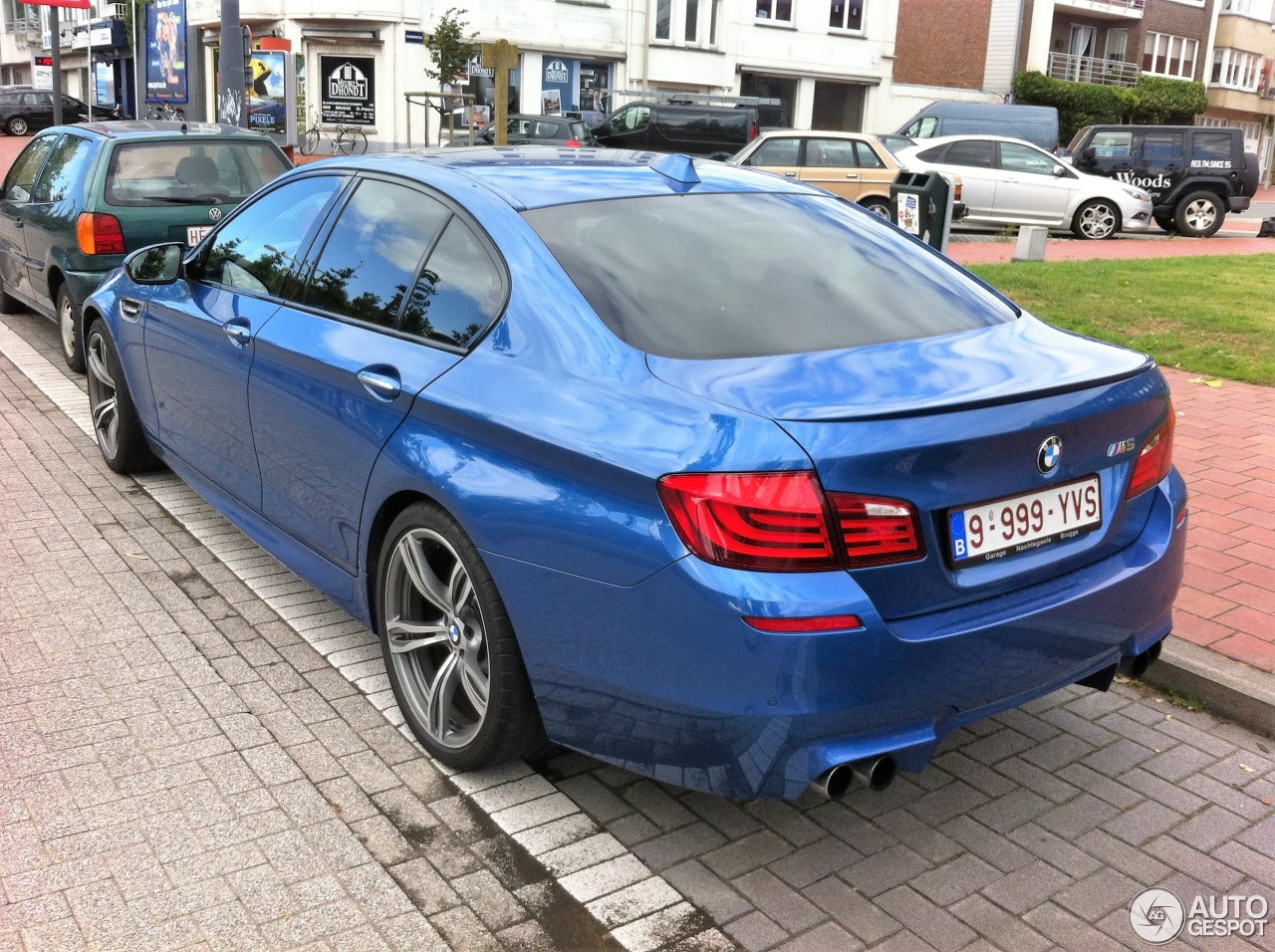 BMW M5 F10 2011