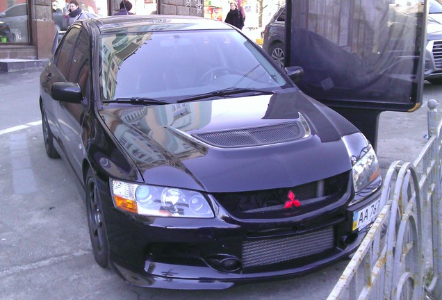 Mitsubishi Lancer Evolution IX