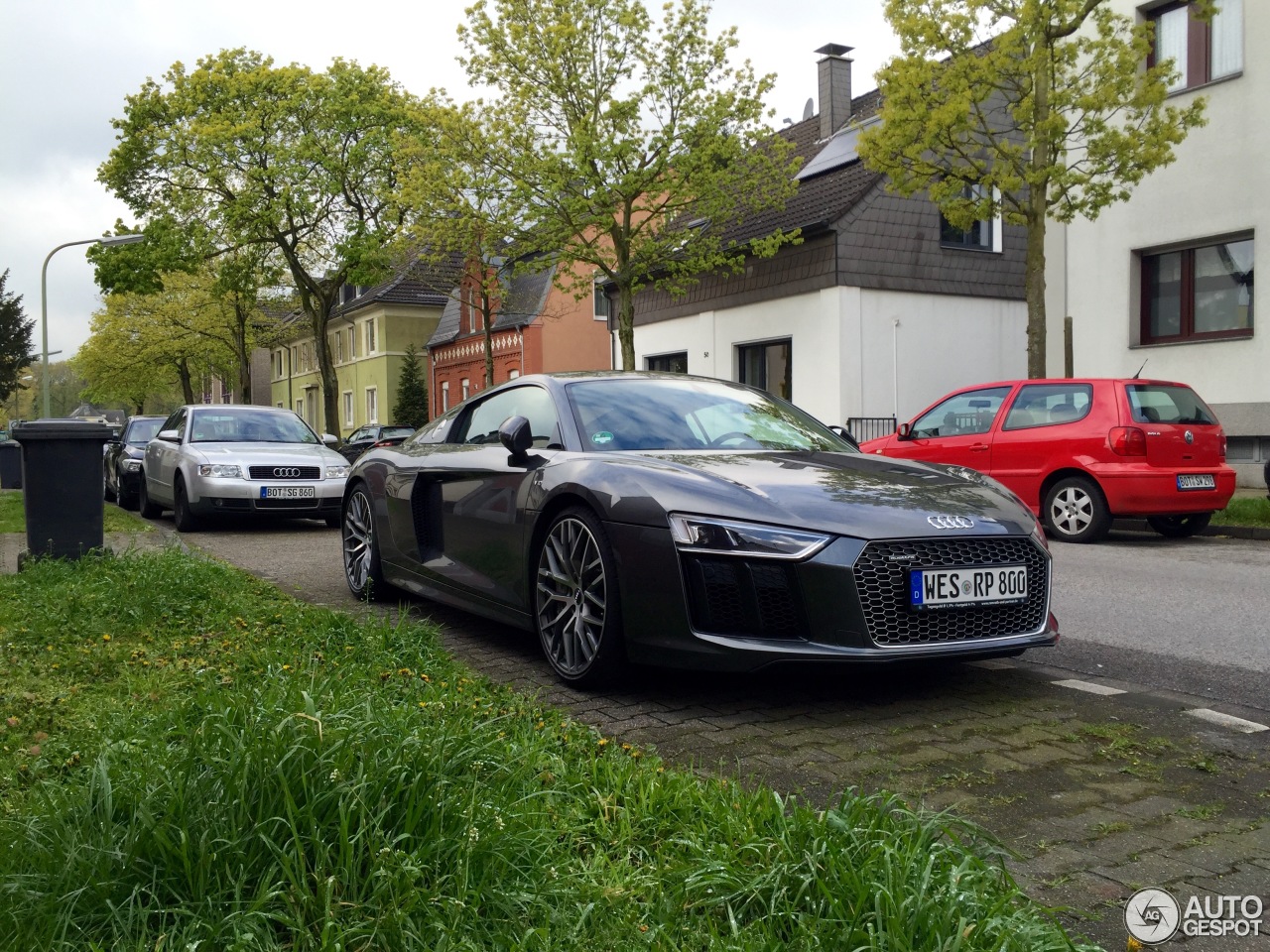 Audi R8 V10 plus 2015