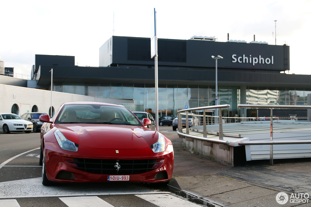 Ferrari FF