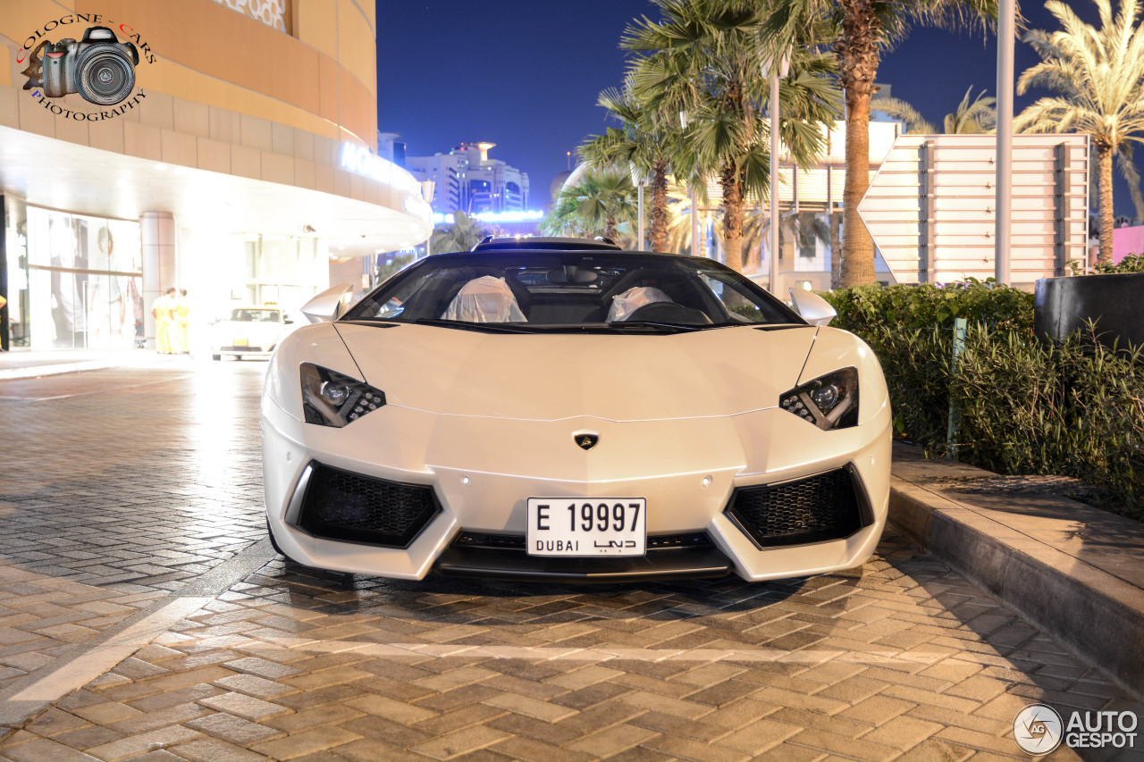 Lamborghini Aventador LP700-4 Roadster