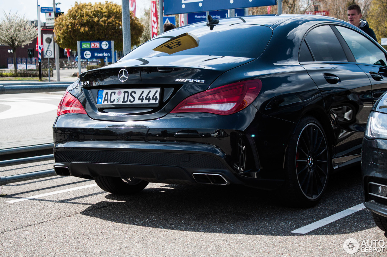 Mercedes-Benz CLA 45 AMG C117