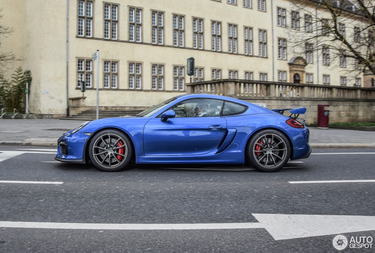 Porsche 981 Cayman GT4