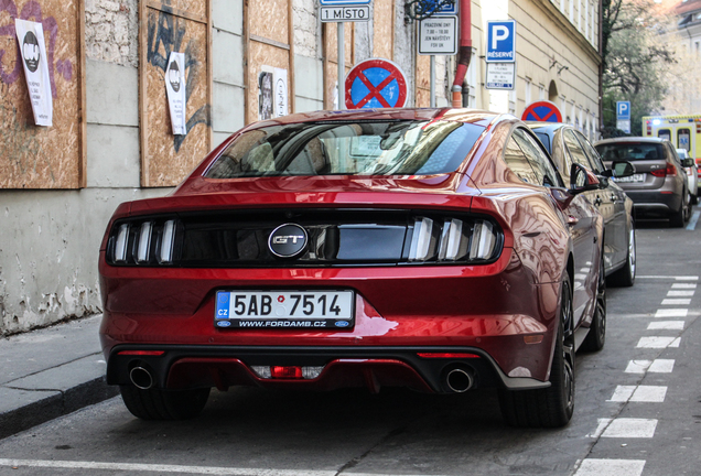 Ford Mustang GT 2015