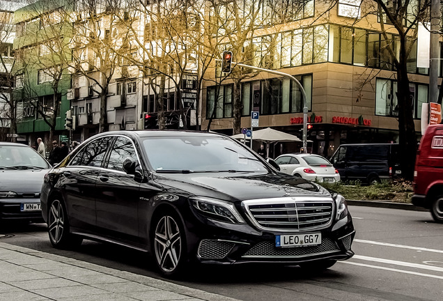 Mercedes-Benz S 65 AMG V222