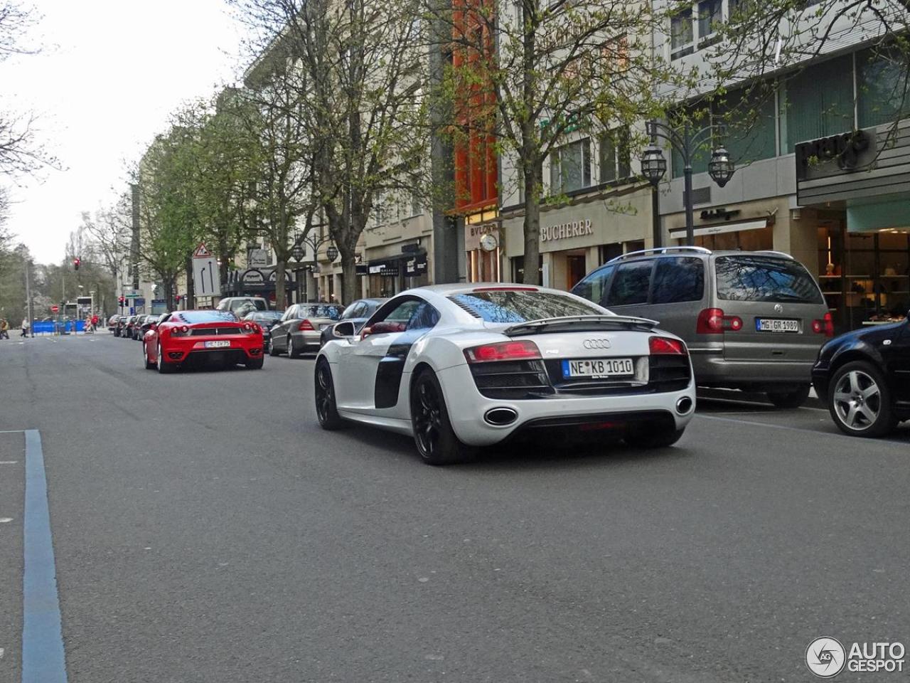 Audi R8 V10