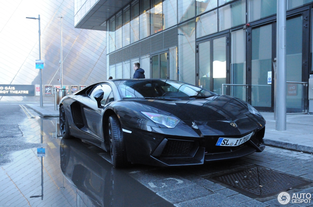 Lamborghini Aventador LP700-4