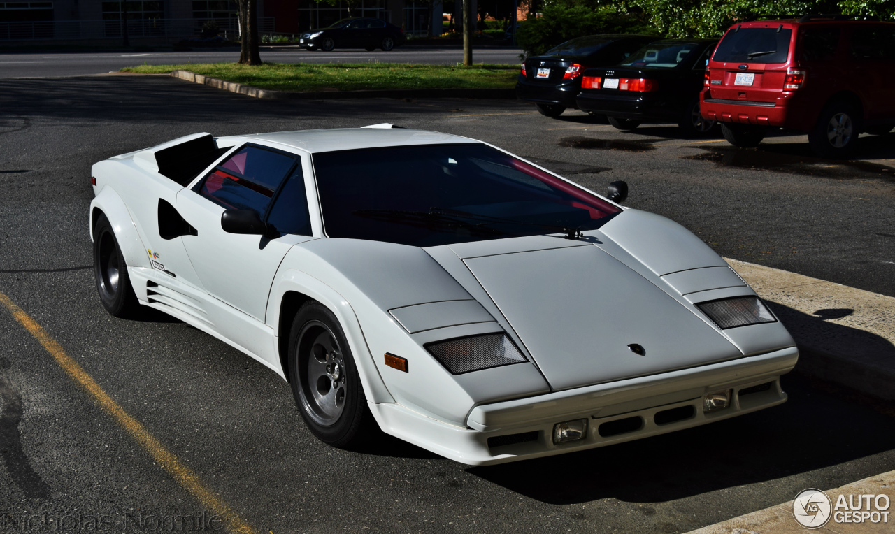 Lamborghini Countach 5000 Quattrovalvole