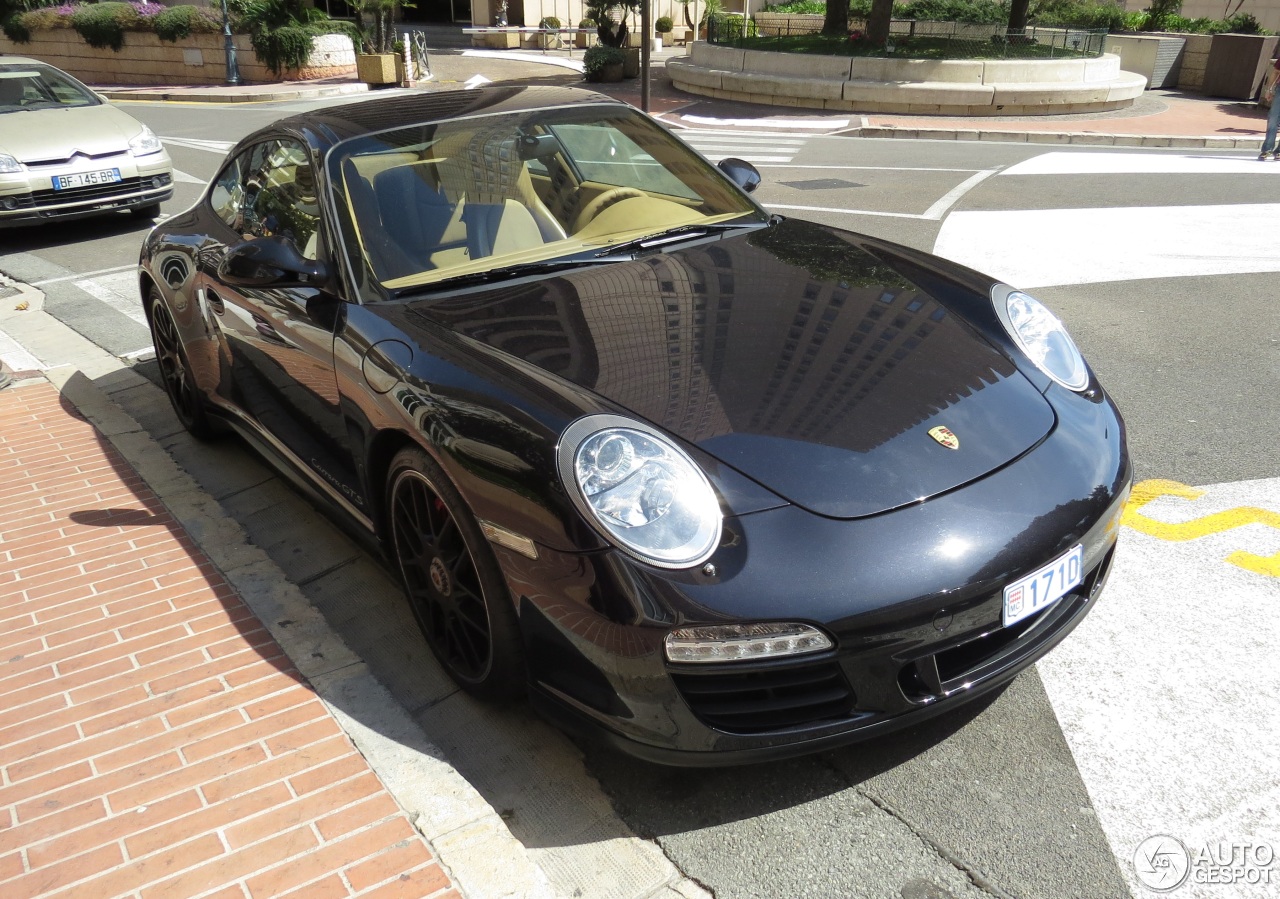 Porsche 997 Carrera GTS