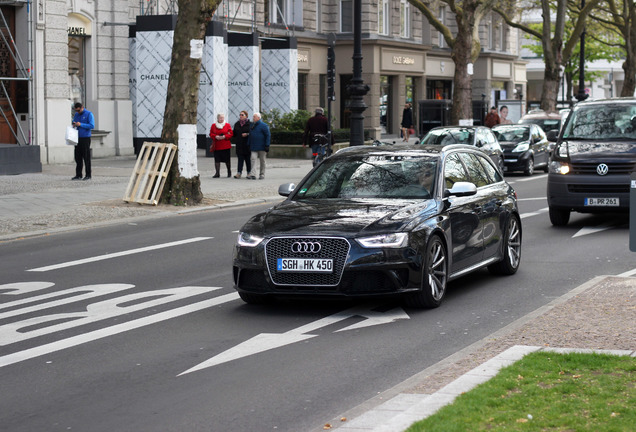 Audi RS4 Avant B8