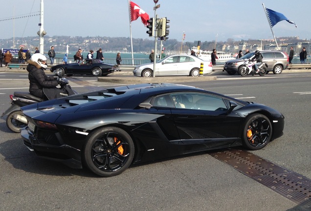 Lamborghini Aventador LP700-4