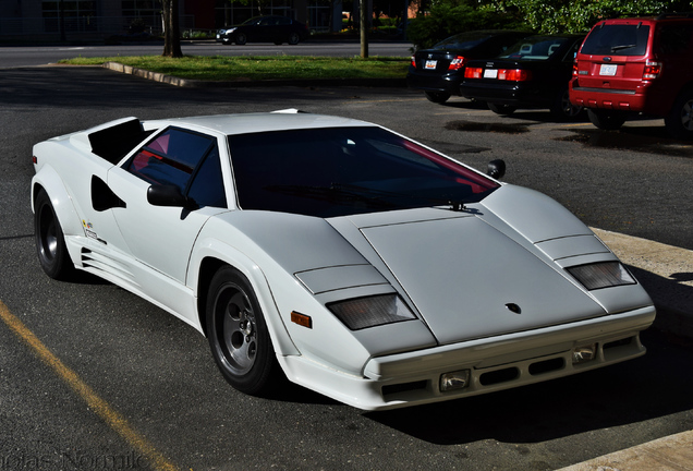 Lamborghini Countach 5000 Quattrovalvole