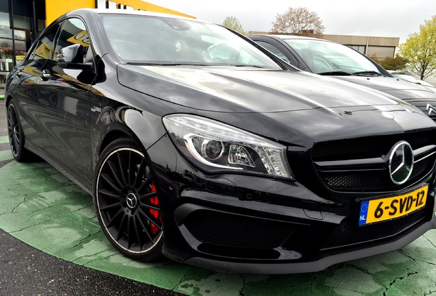 Mercedes-Benz CLA 45 AMG C117