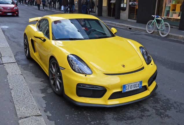 Porsche 981 Cayman GT4