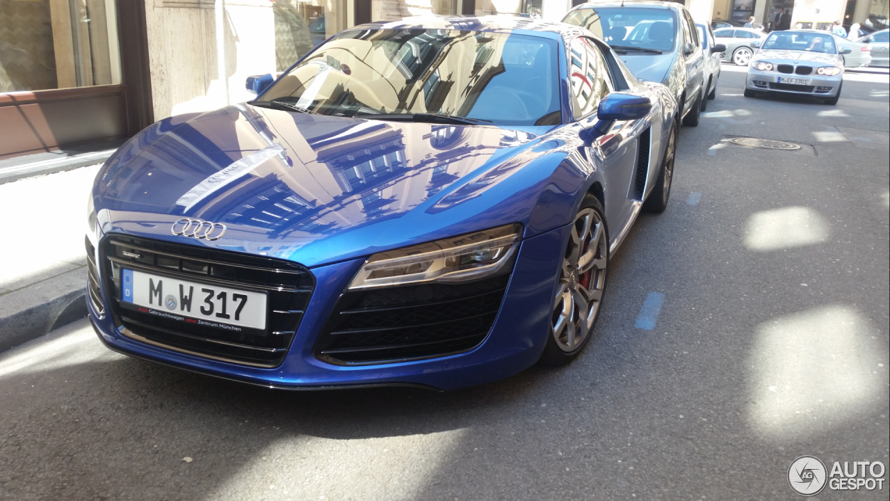 Audi R8 2013