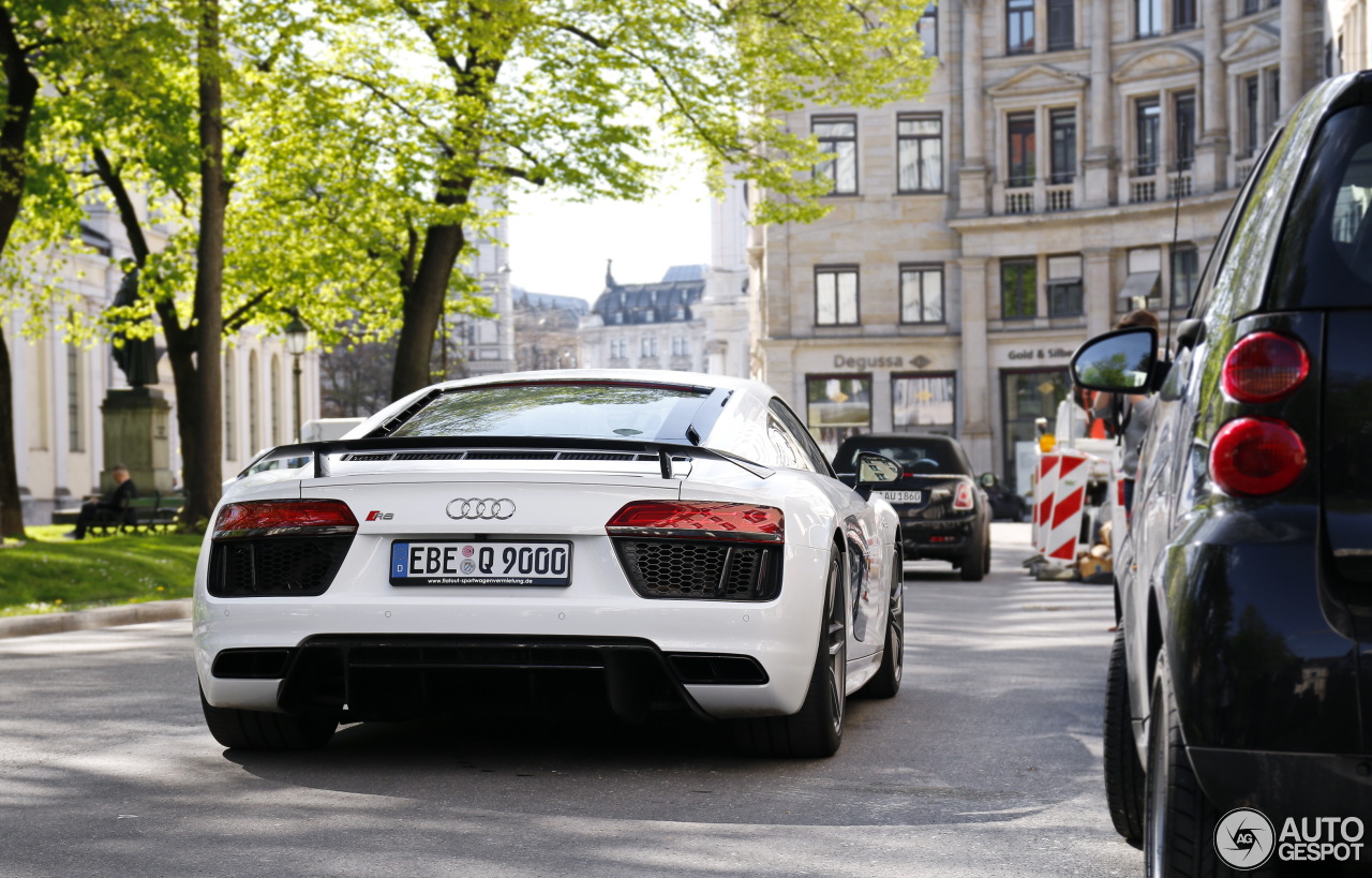 Audi R8 V10 Plus 2015