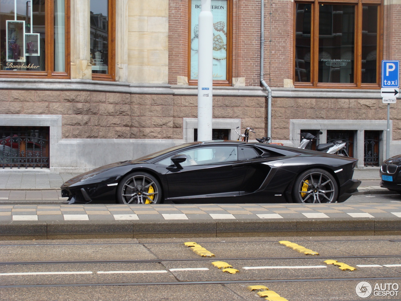 Lamborghini Aventador LP700-4 Roadster