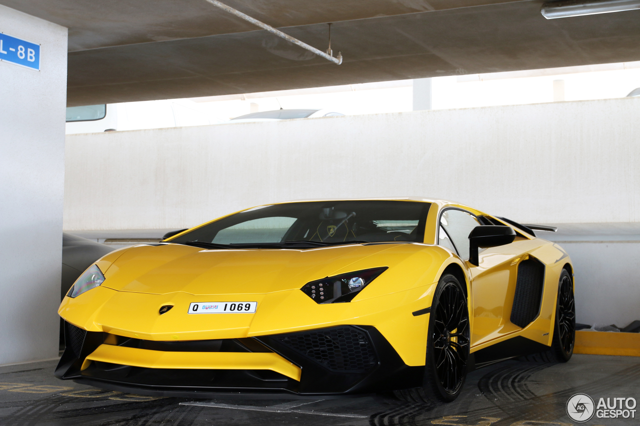 Lamborghini Aventador LP750-4 SuperVeloce